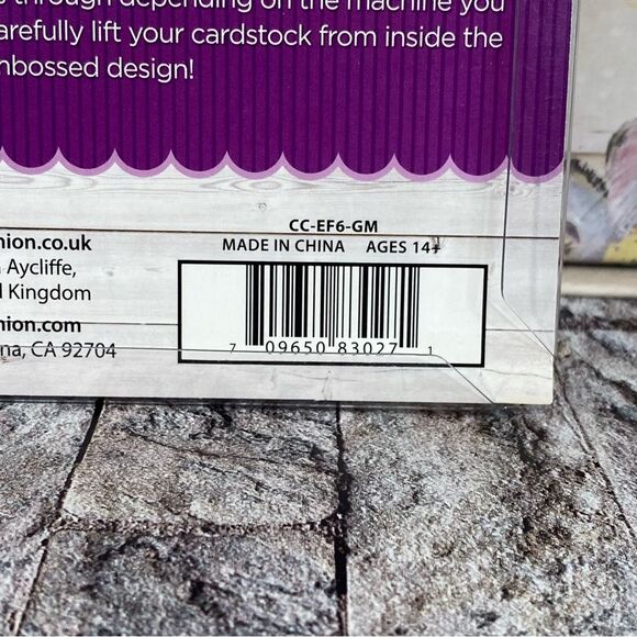 Crafters Companion NWT 6" x 6" Embossing Folder Gun Metal Design 1 Piece - Picture 4 of 5